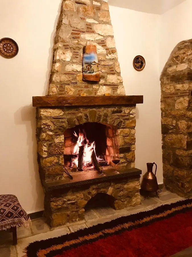 Kris Guesthouse Berat 0*,  Albania