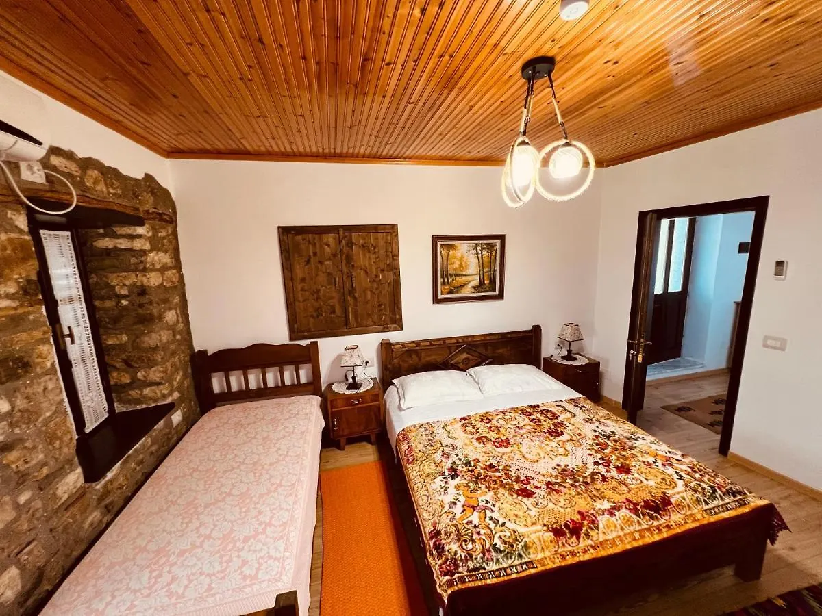 Affittacamere Kris Guesthouse Berat Albania