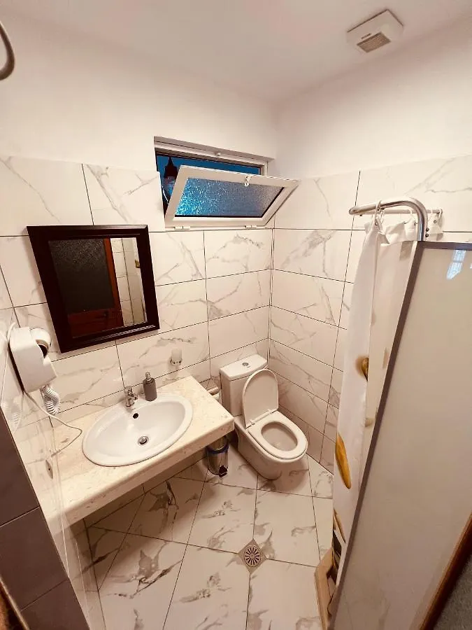 Guest house Kris Guesthouse Berat