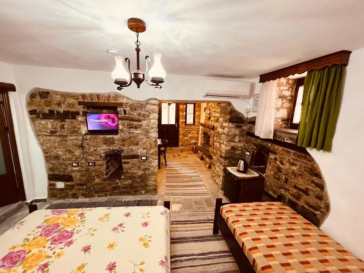 Kris Guesthouse Berat