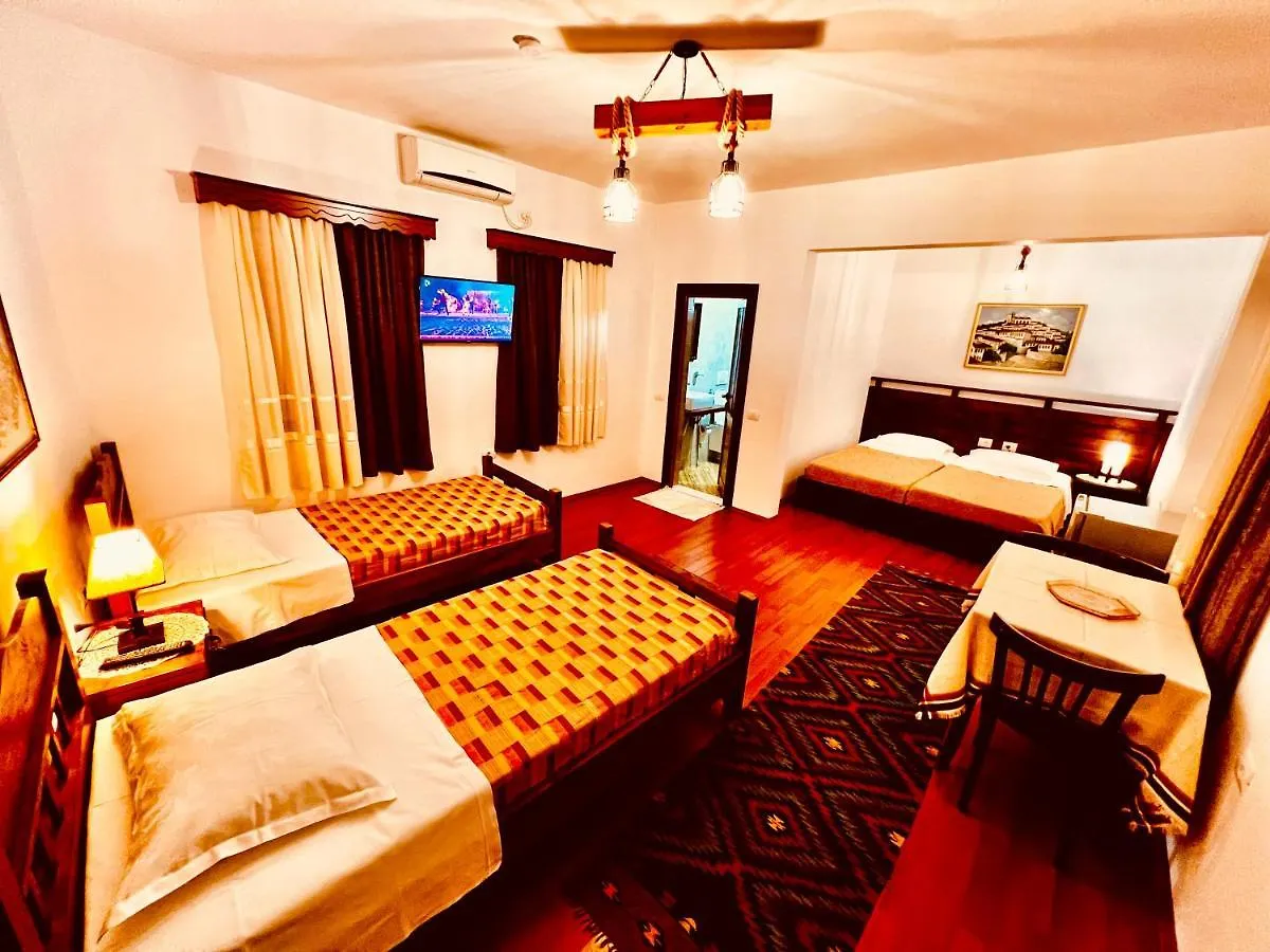 Affittacamere Kris Guesthouse Berat