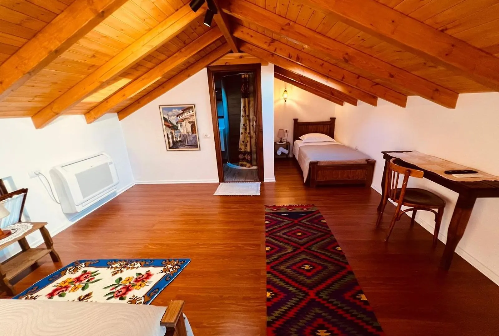 KRIS Guesthouse Berat 0*,
